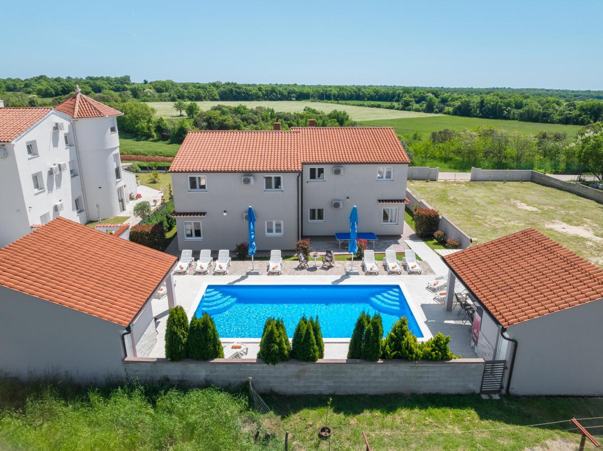 Brcina Holiday home *